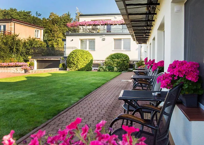 Villa Dzika Plaza